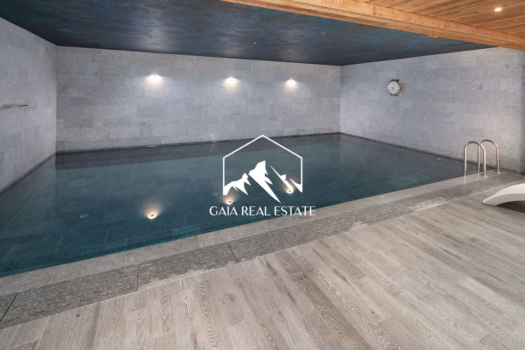 2255 – Appartement – 3600000 CHF – 180 m²