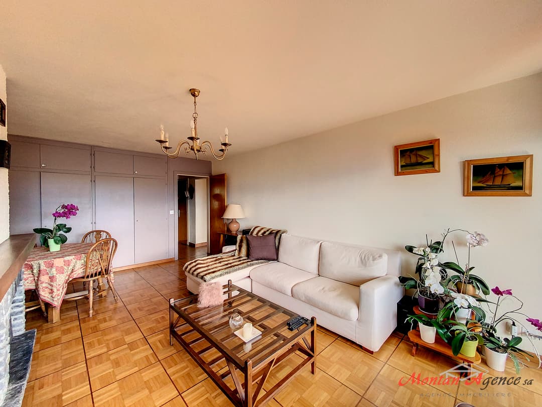 2300 – Appartement – 3.5pièces – 490000CHF – 80m²