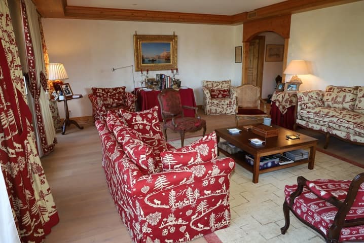 2242 – Appartement – 176.25 m²