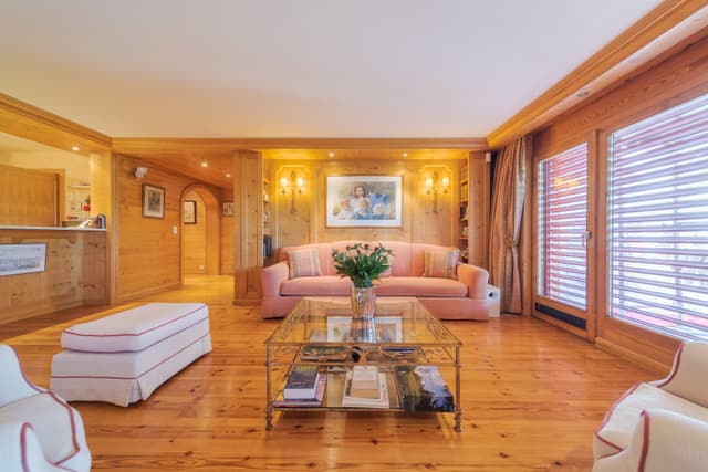 2306 – Appartement 5.5 pièces – 382.58m²