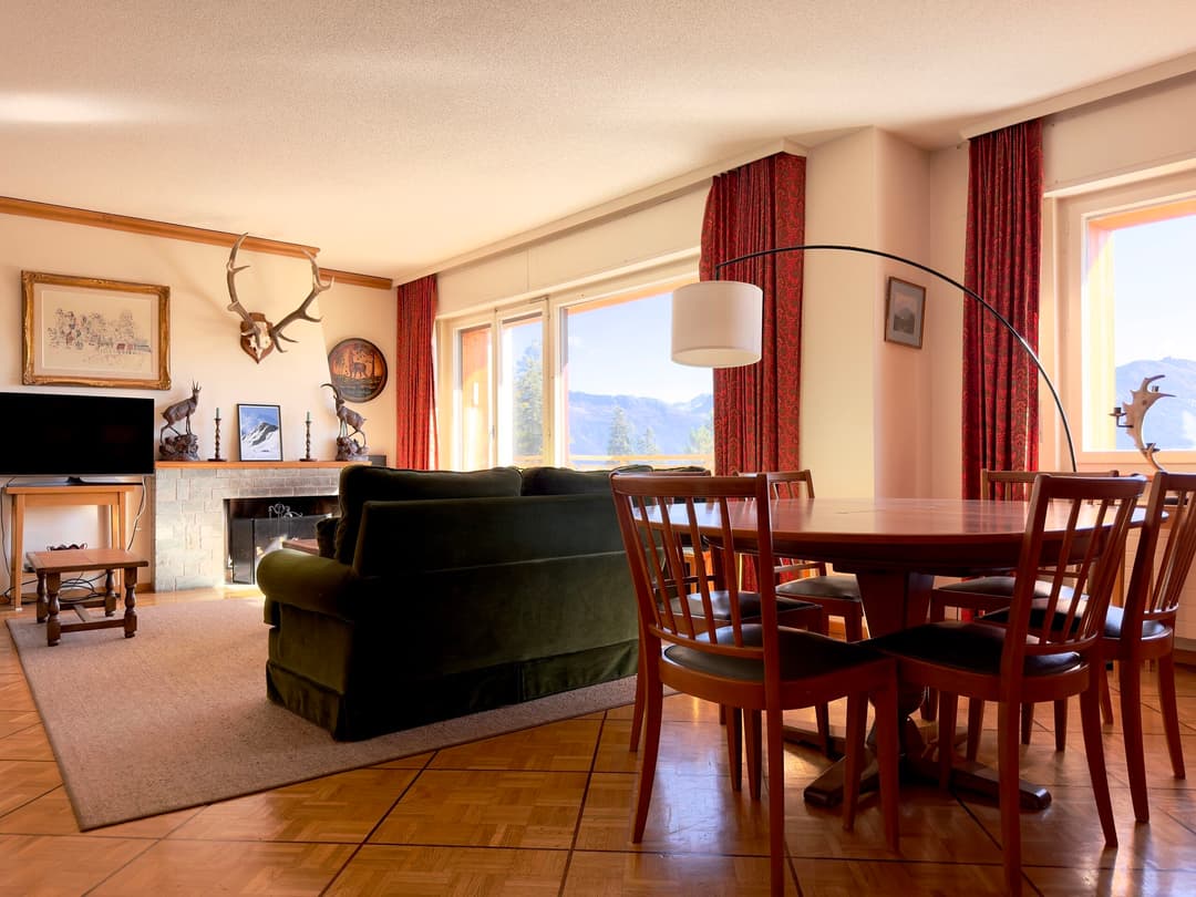 1902 – Appartement 5 pièces – 2450CHF