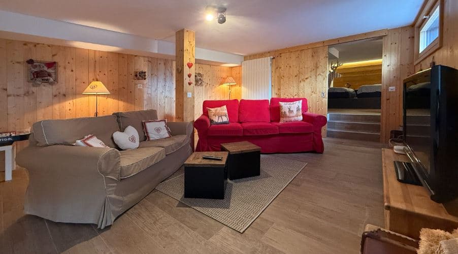 1855 – Chalet 7 pièces – 24000CHF – 300m²