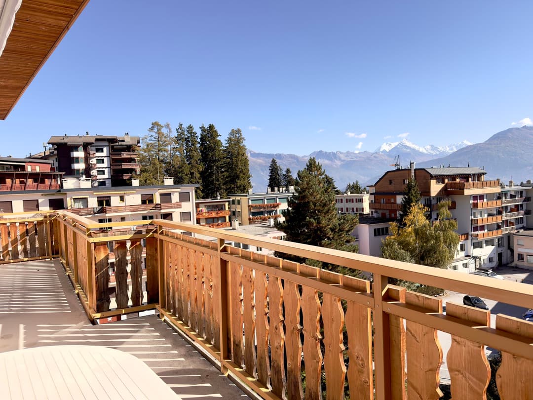 1902 – Appartement 5 pièces – 2450CHF