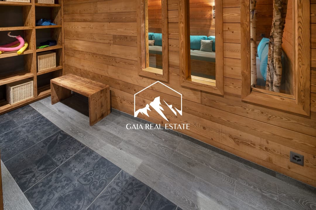 2255 – Appartement – 3600000 CHF – 180 m²