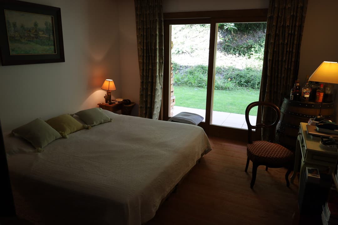 2304 – Appartement 7.5 pièces – 318m²