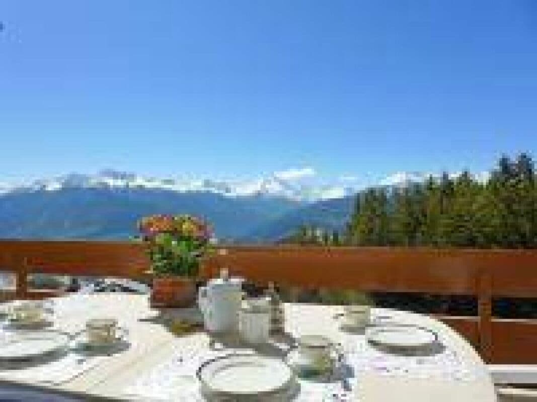 1881 – Appartement 2.5 pièces – 1600CHF – 45m²