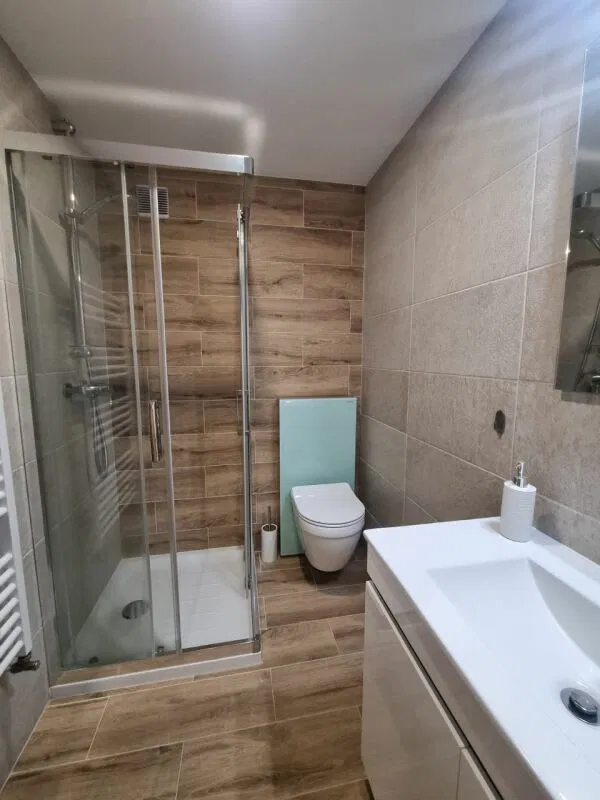 1859 – Appartement 1 pièce – 1240 CHF –