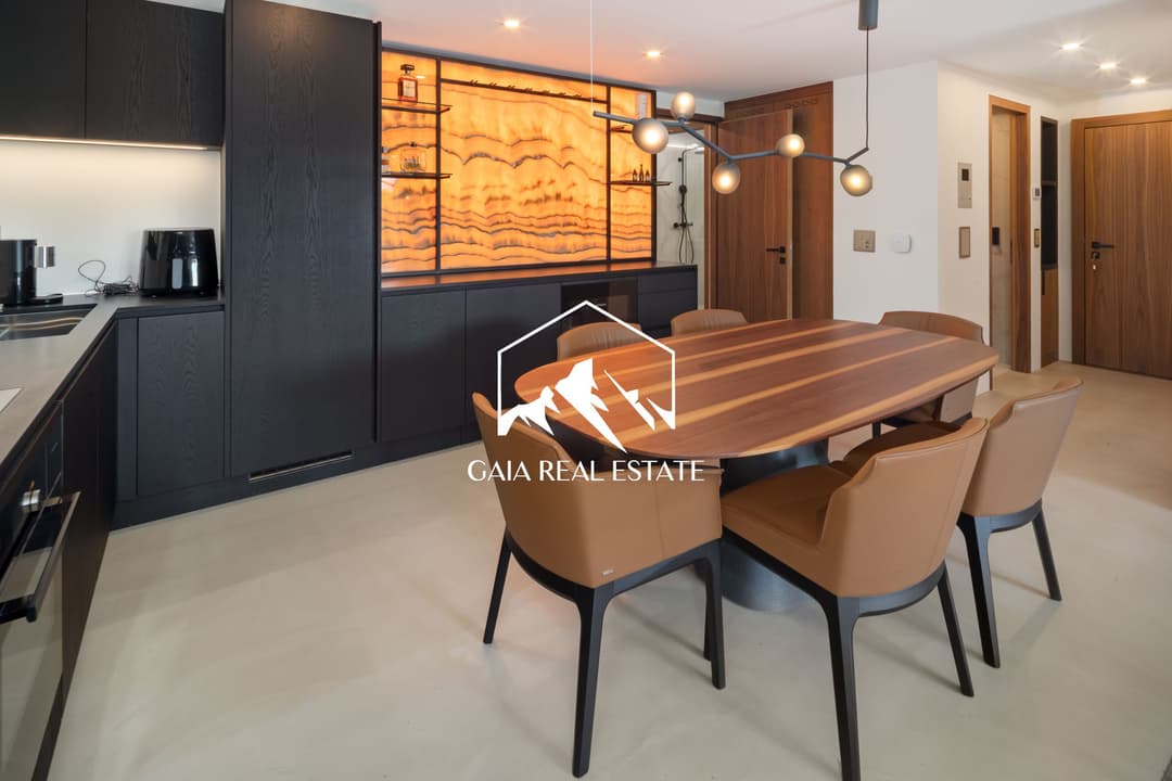 2237 – Appartement 3 pièces – 3900000CHF – 111m²