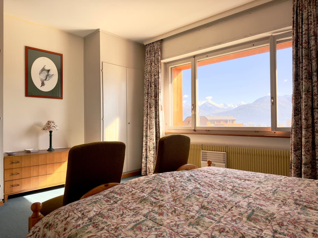 1902 – Appartement 5 pièces – 2450CHF