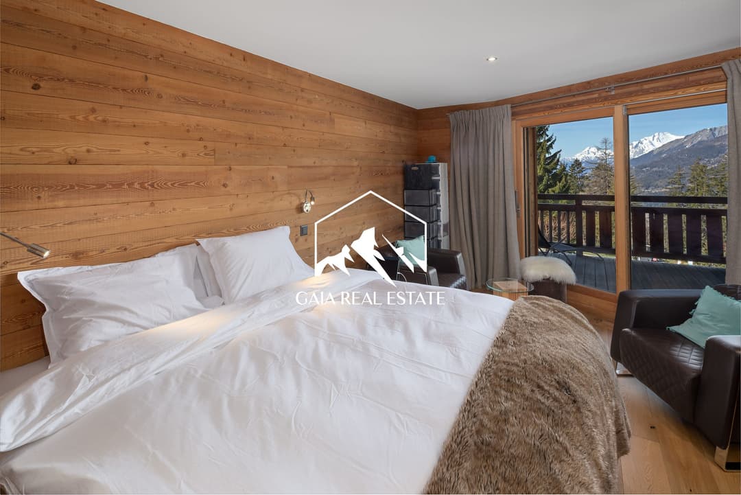 2255 – Appartement – 3600000 CHF – 180 m²