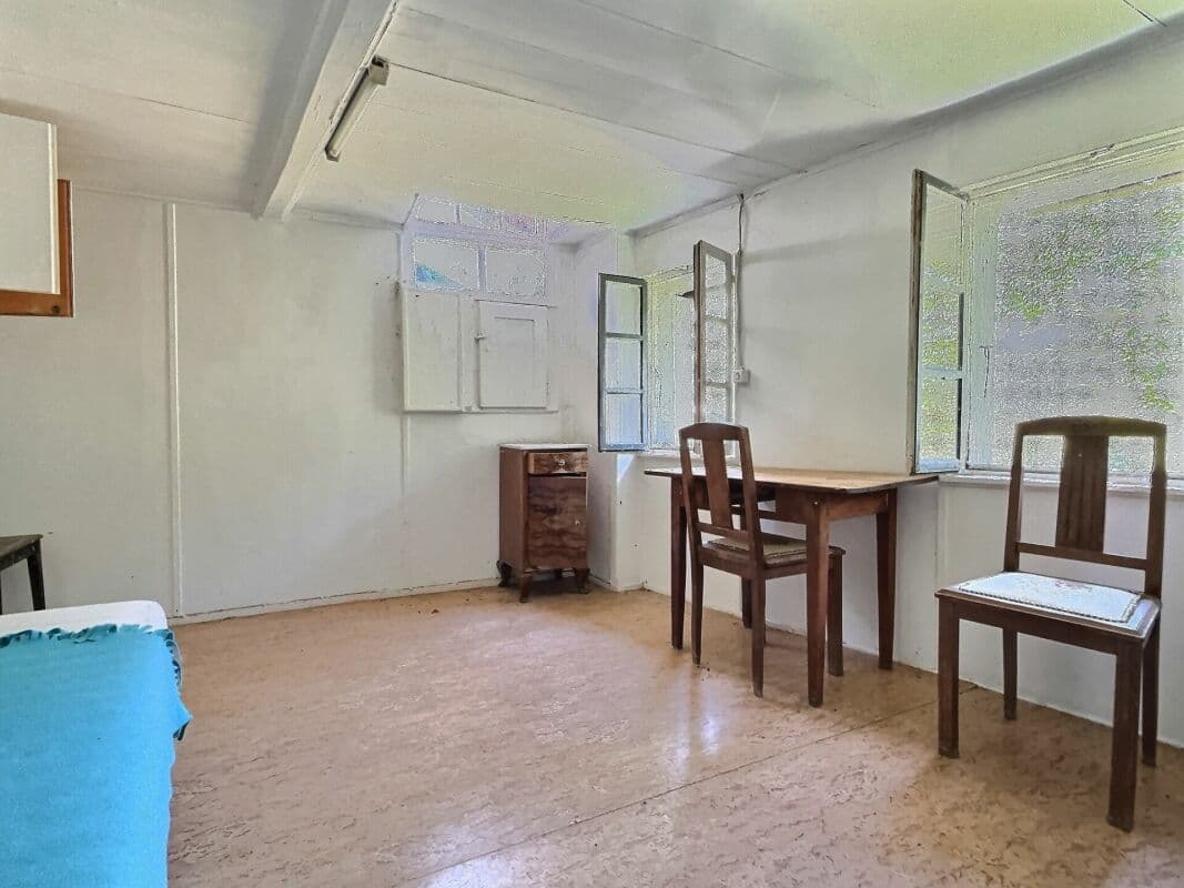 2320 – Maison 3 pièces – 200000CHF – 292m²